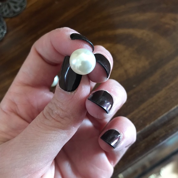 Oversized “Pearl” Earring studs - Picture 2 of 2